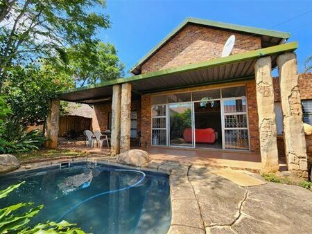 3 Bedroom House in Garsfontein