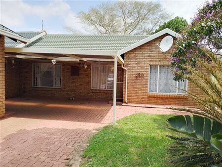 3 Bedroom House in The Orchards