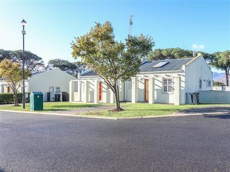 2 Bedroom House in Stellenbosch Central