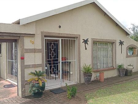 3 Bedroom House in Fernwood