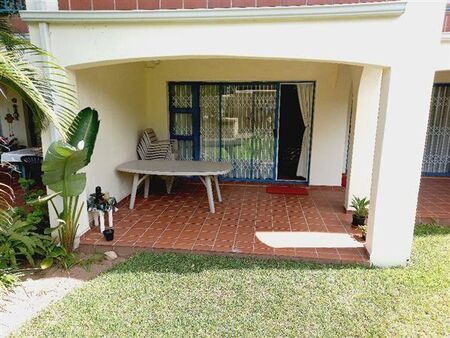 2 Bedroom Apartment in Uvongo