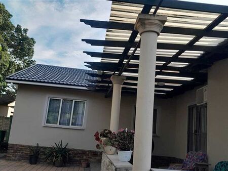 3 Bedroom House in Veld En Vlei