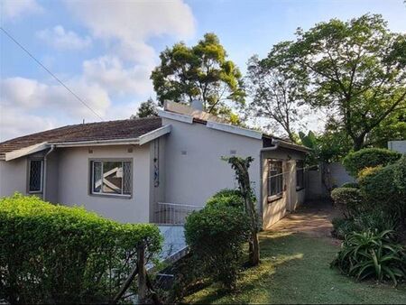 3 Bedroom Apartment in Cowies Hill