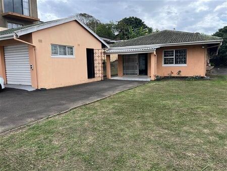3 Bedroom House in Centenary Park