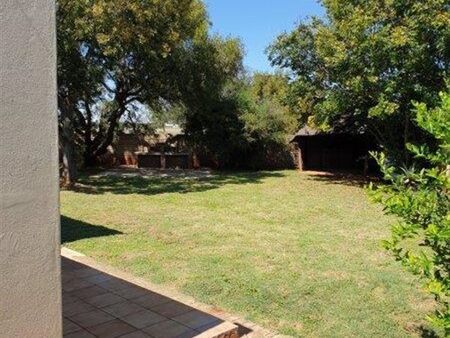 0.5 Bedroom Flat in Doornpoort