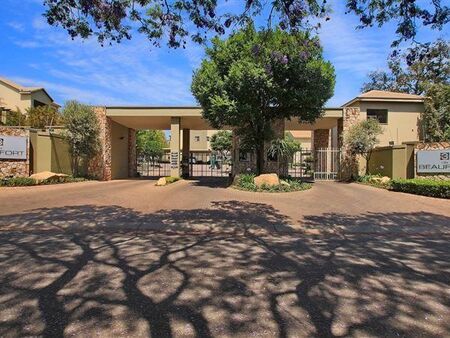2 Bedroom Apartment in Bryanston