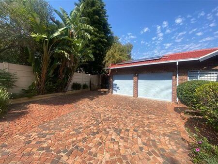 3 Bedroom House in Gallo Manor
