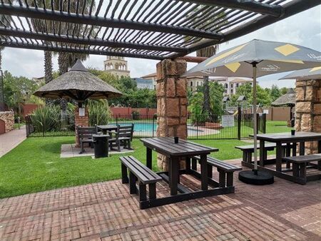 1 Bedroom Apartment in Magaliessig