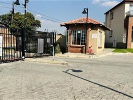 2 Bedroom Apartment in Buccleuch