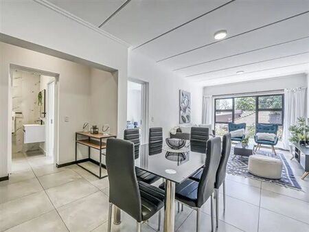 2 Bedroom Apartment in Bryanston