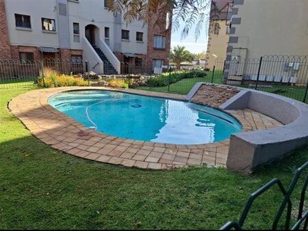 1 Bedroom Apartment in Randpark Ridge