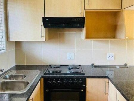2 Bedroom House in Winchester Hills