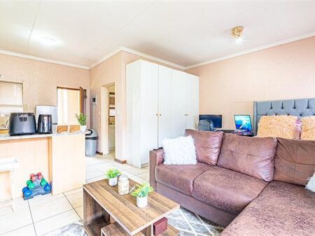 Studio Apartment in Paulshof