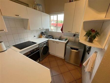 3 Bedroom Apartment in Paulshof