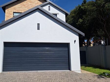 3 Bedroom Cluster in Fourways