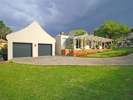 3 Bedroom House in Thornhill Estate