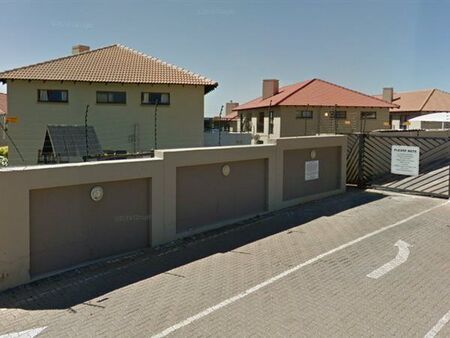 2 Bedroom Townhouse in Meyersdal