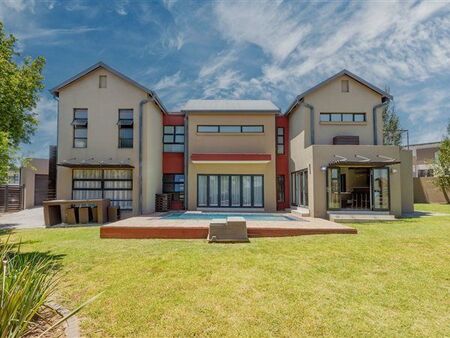 4 Bedroom House in Copperleaf