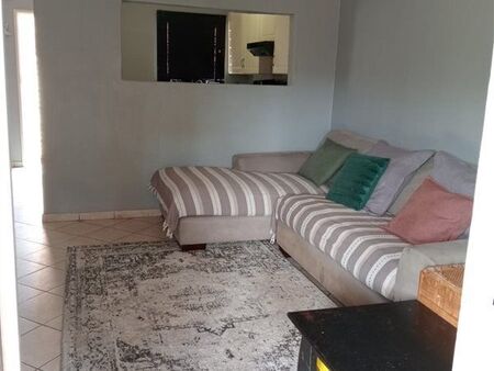2 Bedroom Simplex in Rooihuiskraal North