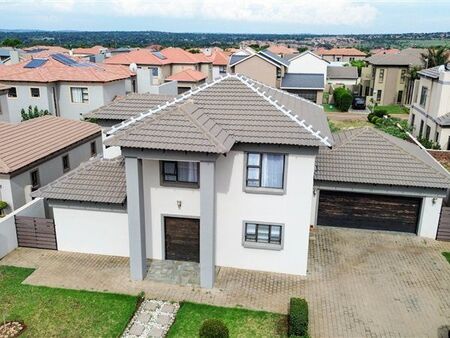 3 Bedroom House in Monavoni