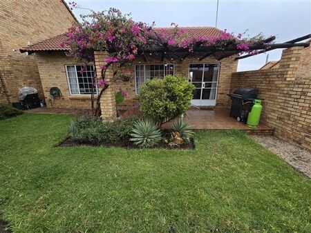 2 Bedroom Townhouse in The Reeds