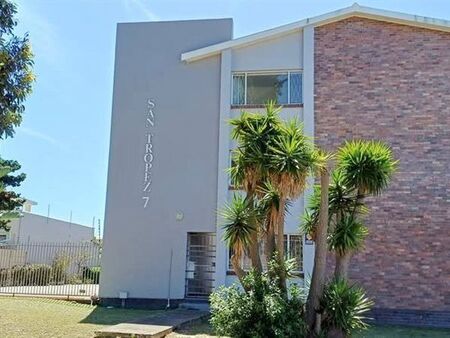 2 Bedroom Apartment in Walmer