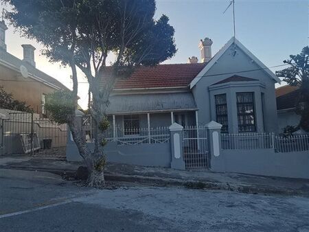 1 Bedroom House in Port Elizabeth Central