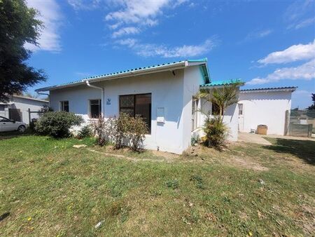 3 Bedroom House in Humansdorp