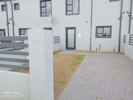 2 Bedroom Townhouse in Parsons Vlei