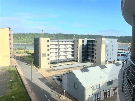 1 Bedroom Apartment in Point Waterfront