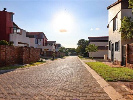 3 Bedroom House in Oukraal Estate