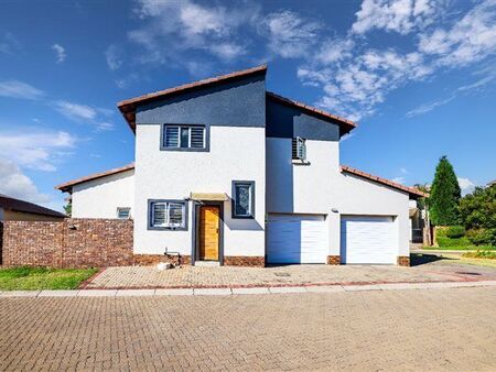 3 Bedroom House in Oukraal Estate