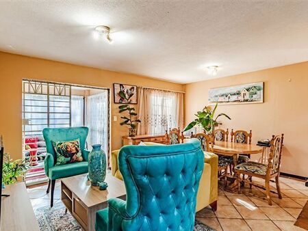 2 Bedroom Apartment in Equestria
