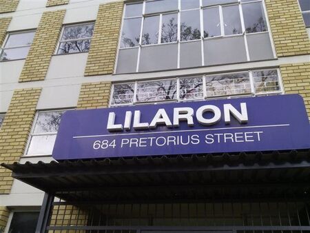 3.5 Bedroom Apartment in Arcadia