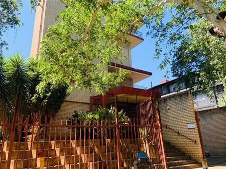 1 Bedroom Apartment in Sunnyside