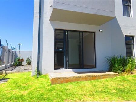2 Bedroom Apartment in Parklands North