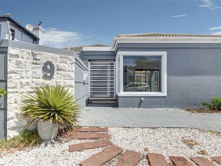 3 Bedroom House in Parklands