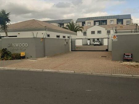 2 Bedroom Duplex in Parklands