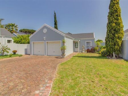 3 Bedroom House in Sonstraal Heights