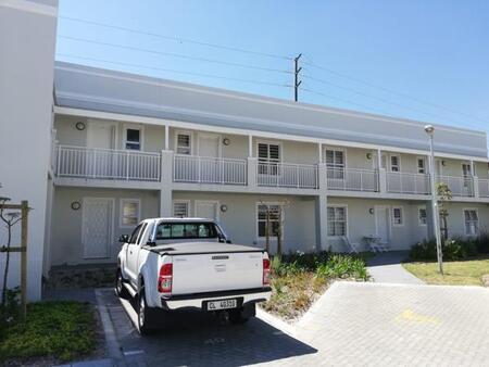 2 Bedroom Apartment in Nuutgevonden