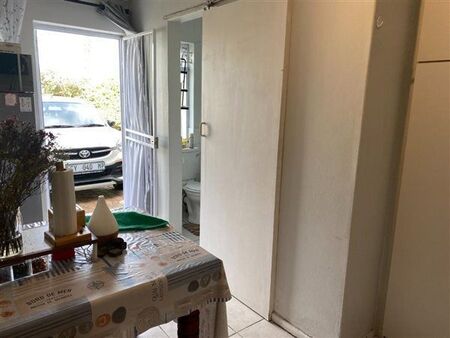 Bachelor apartment in Steynsrust