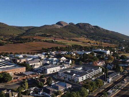 1 Bedroom Apartment in Paarl