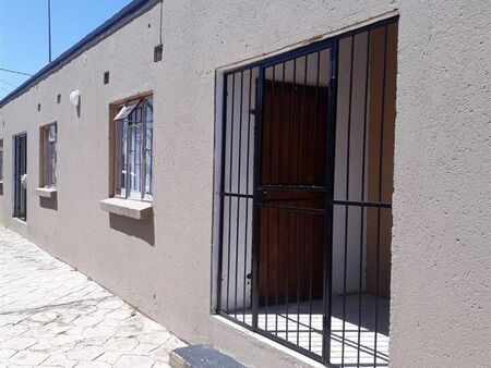 1 Bedroom Apartment in Kanyamazane