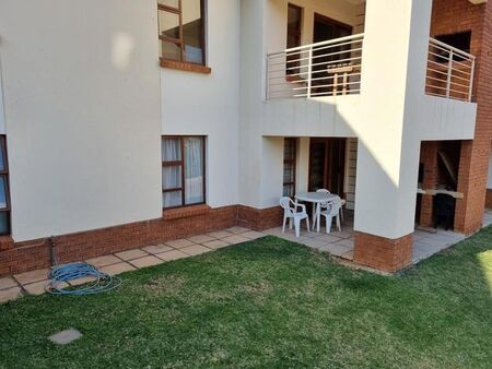 2 Bedroom flat to rent in Azalea Park, Rustenburg