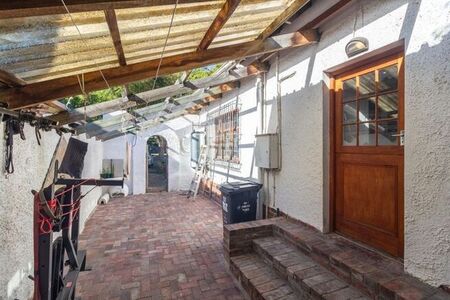 2 Bedroom house to rent in Pinelands, Cape Town