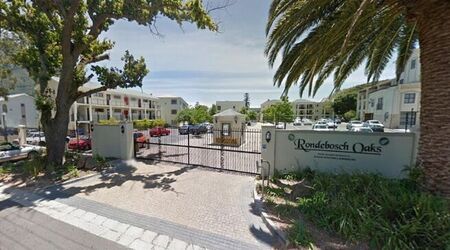 Bachelor Apartment to rent in Rondebosch, Cape Town