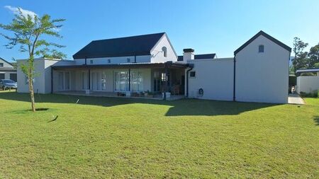 3 Bedroom house to rent in Silwerstrand Golf And River Estate, Robertson