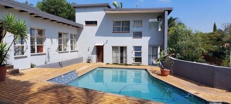 4 Bedroom house to rent in Moreleta Park, Pretoria