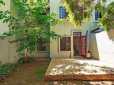 3 Bedroom Cluster in Bryanston