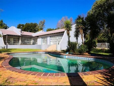 4 Bedroom House in Bryanston